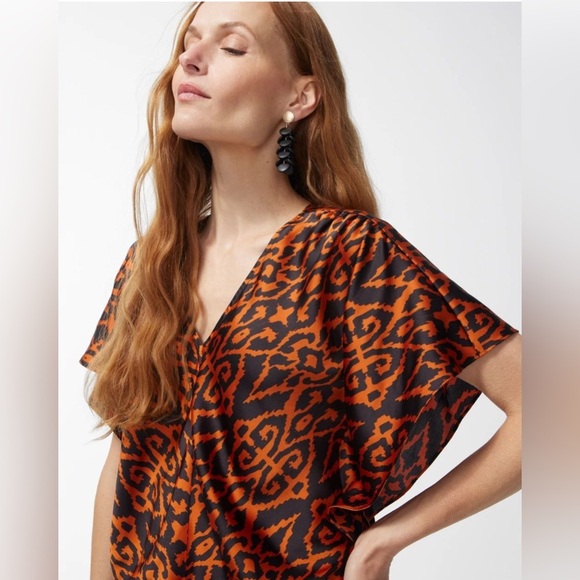 Chico’s Satin Ikat Black & Orange Top Smocked Waist Silky Soft Size 3 (XL/16) - Picture 3 of 13